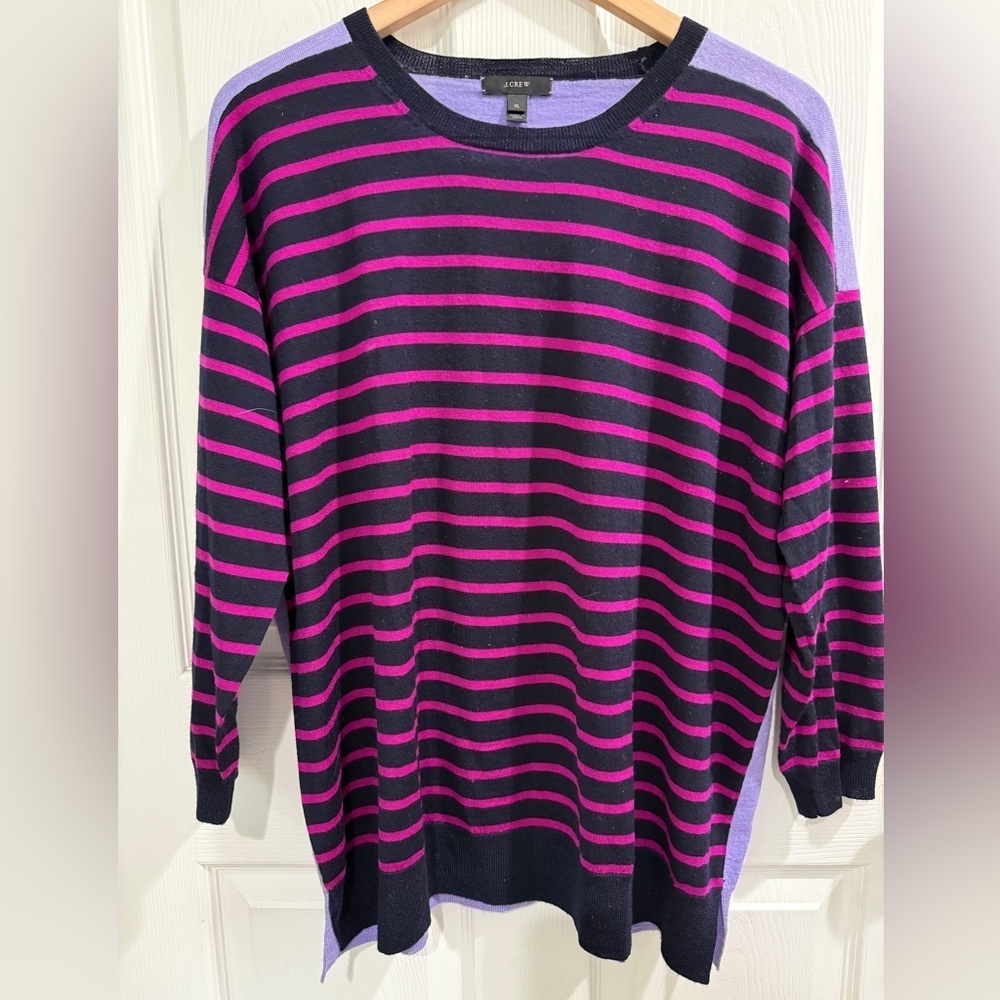 VTG. J. Crew Women's Sweater - Black and Purple Stripes 100% Merino Wool preppy
